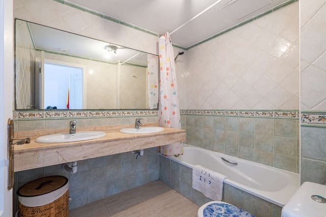 3 chambre Appartement à vendre à Arrecife - 230 000 € (Ref: 9902695)
