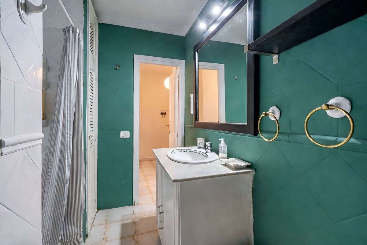 2 bedroom Flat for sale in Arrecife - € 230,000 (Ref: 9921591)