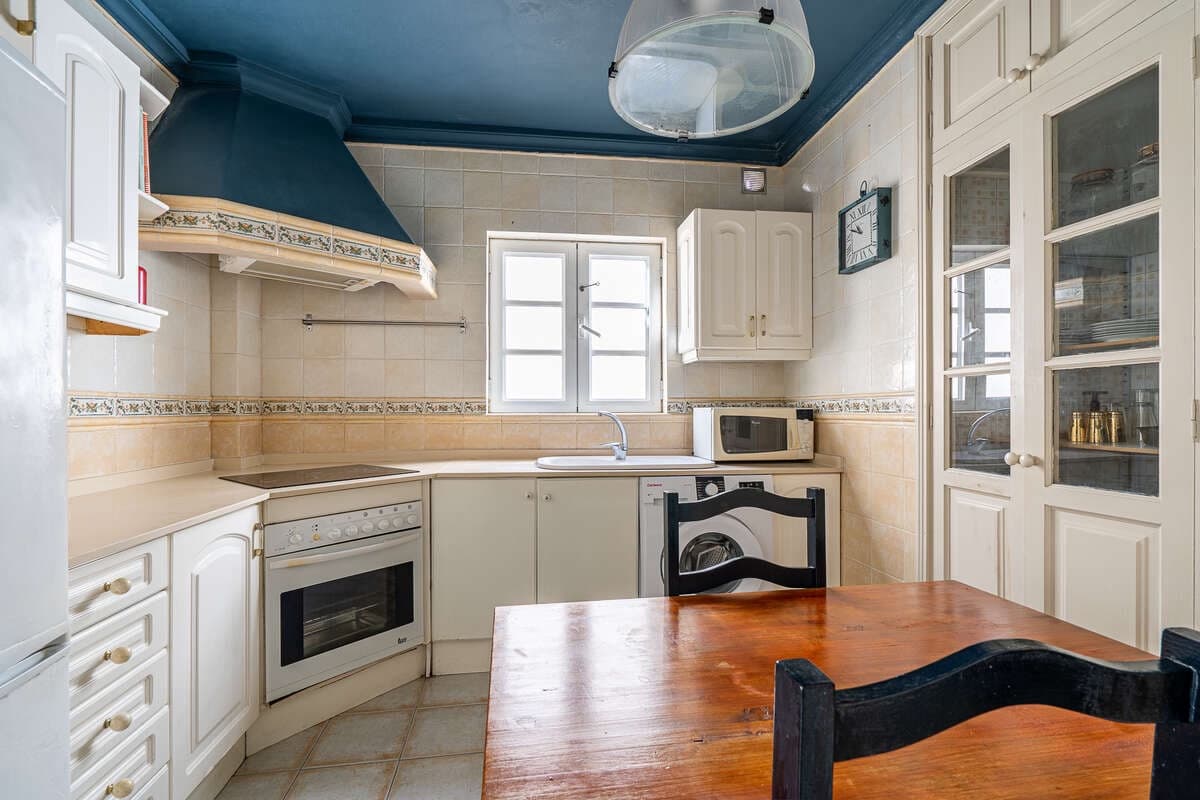 2 bedroom Flat for sale in Arrecife - € 230,000 (Ref: 9921591)
