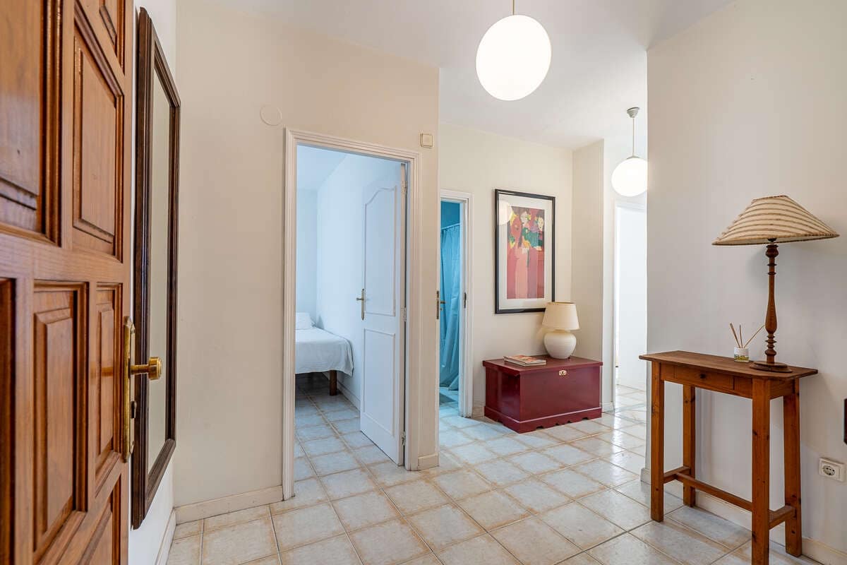 2 bedroom Flat for sale in Arrecife - € 230,000 (Ref: 9921591)