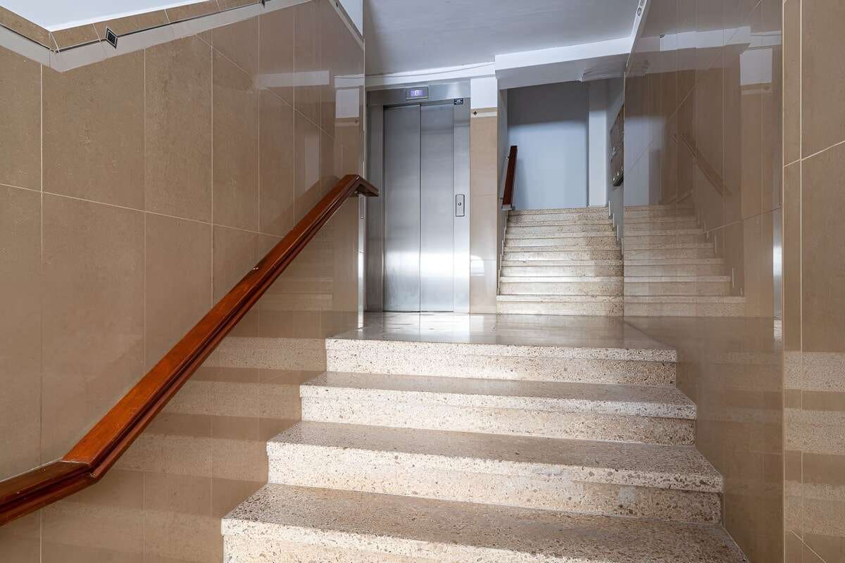 2 bedroom Flat for sale in Arrecife - € 230,000 (Ref: 9921591)