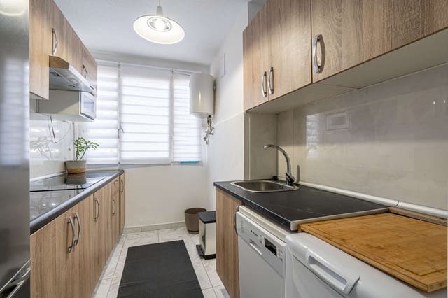 3 soverom Leilighet til salgs i Arrecife - € 235 000 (Ref: 9945018)