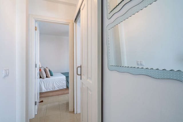 2 soveværelse Lejlighed til salg i Arrecife - € 245.000 (Ref: 9949067)