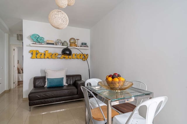 2 soveværelse Lejlighed til salg i Arrecife - € 245.000 (Ref: 9949067)