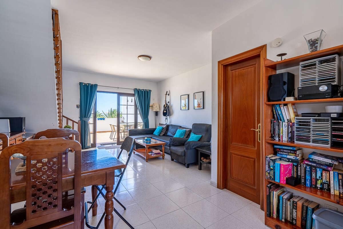 2 Zimmer Doppelhaus zu verkaufen in Costa Teguise mit Pool - 299.000 € (Ref: 9984238)