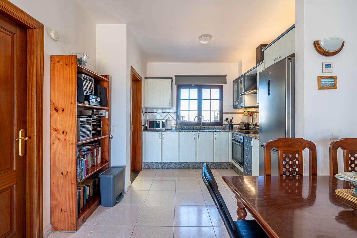 2 Zimmer Doppelhaus zu verkaufen in Costa Teguise mit Pool - 299.000 € (Ref: 9984238)