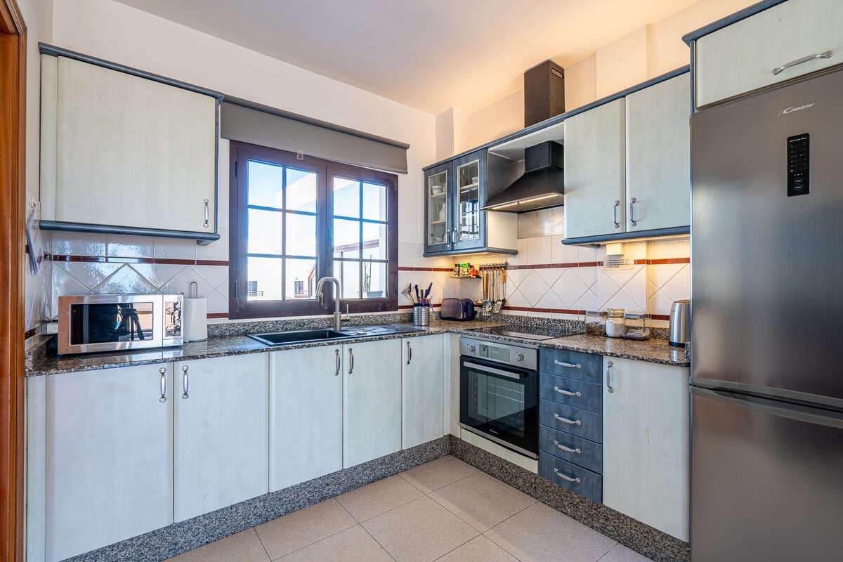 2 Zimmer Doppelhaus zu verkaufen in Costa Teguise mit Pool - 299.000 € (Ref: 9984238)