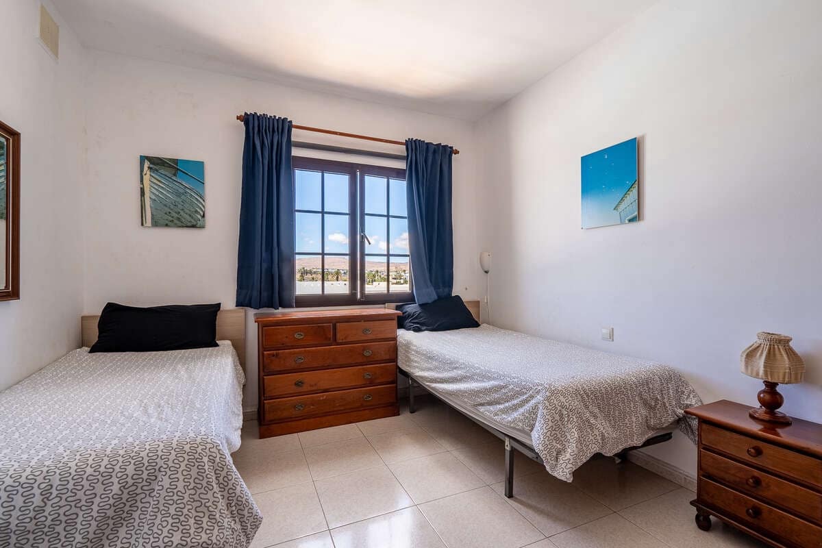 2 Zimmer Doppelhaus zu verkaufen in Costa Teguise mit Pool - 299.000 € (Ref: 9984238)
