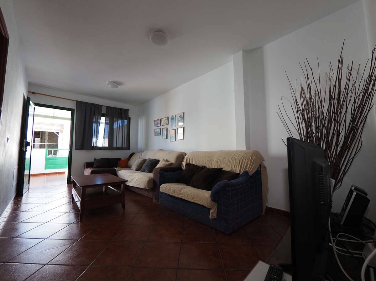 6 bedroom Finca/Country House for sale in Caleta de Famara - € 685,000 (Ref: 9986239)
