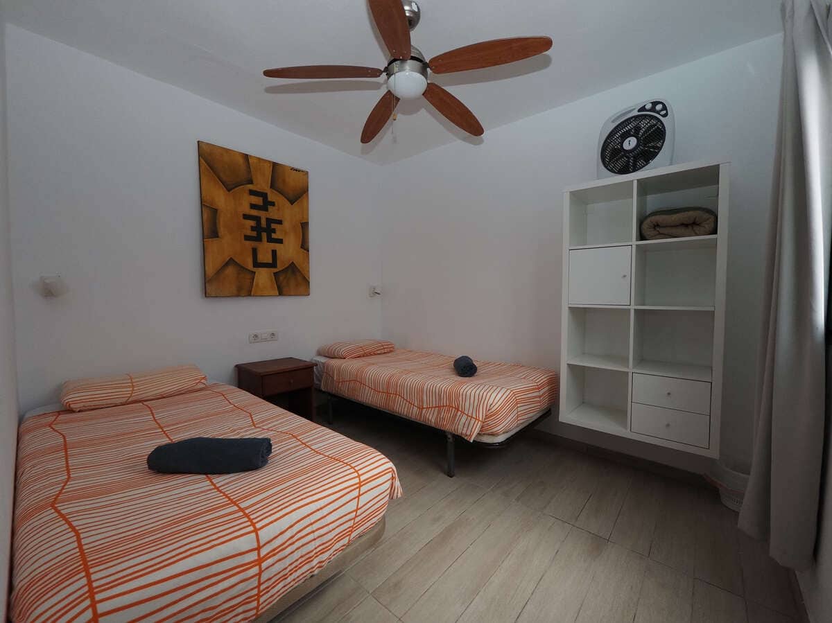 6 bedroom Finca/Country House for sale in Caleta de Famara - € 685,000 (Ref: 9986239)