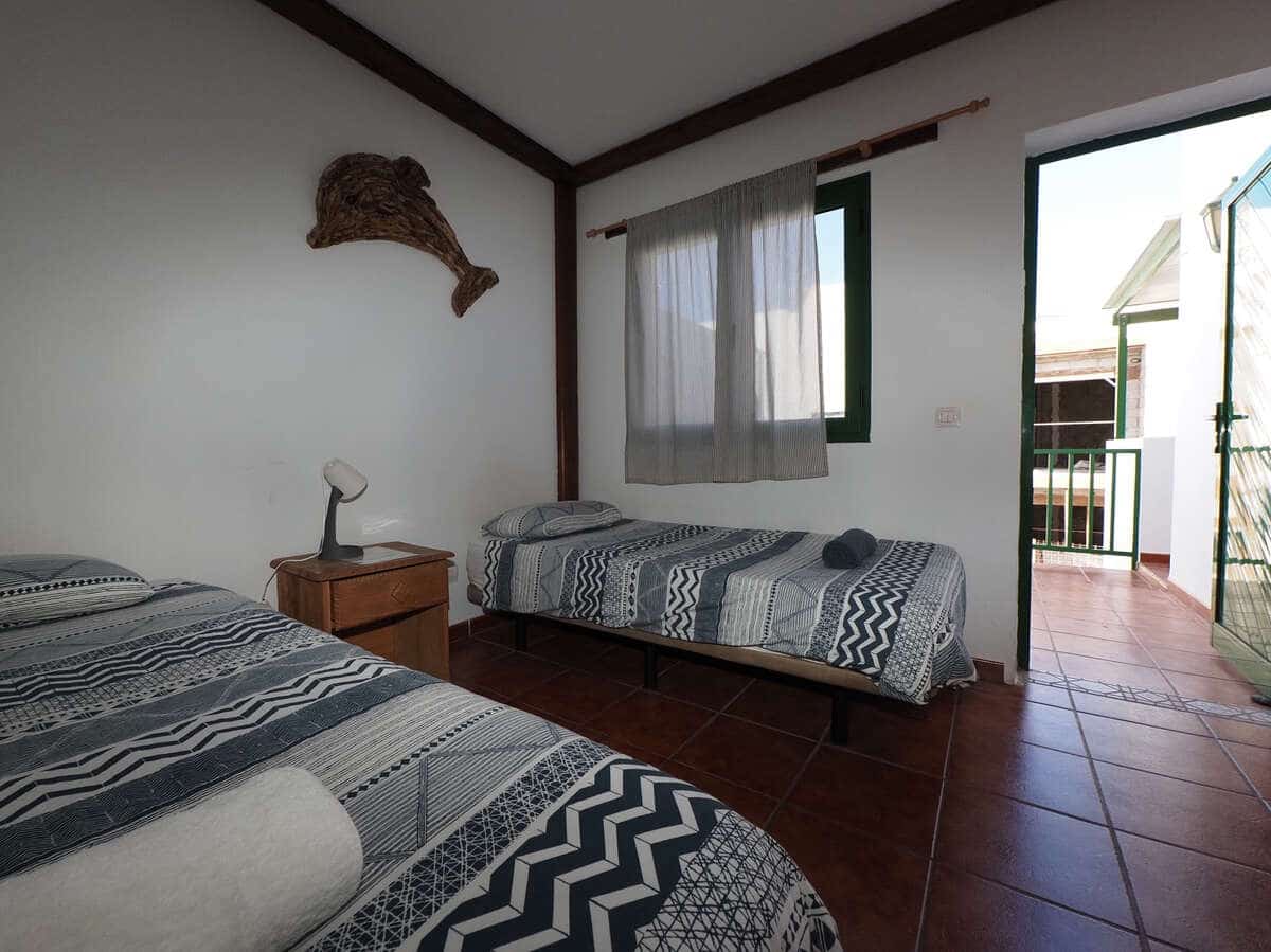 6 bedroom Finca/Country House for sale in Caleta de Famara - € 685,000 (Ref: 9986239)