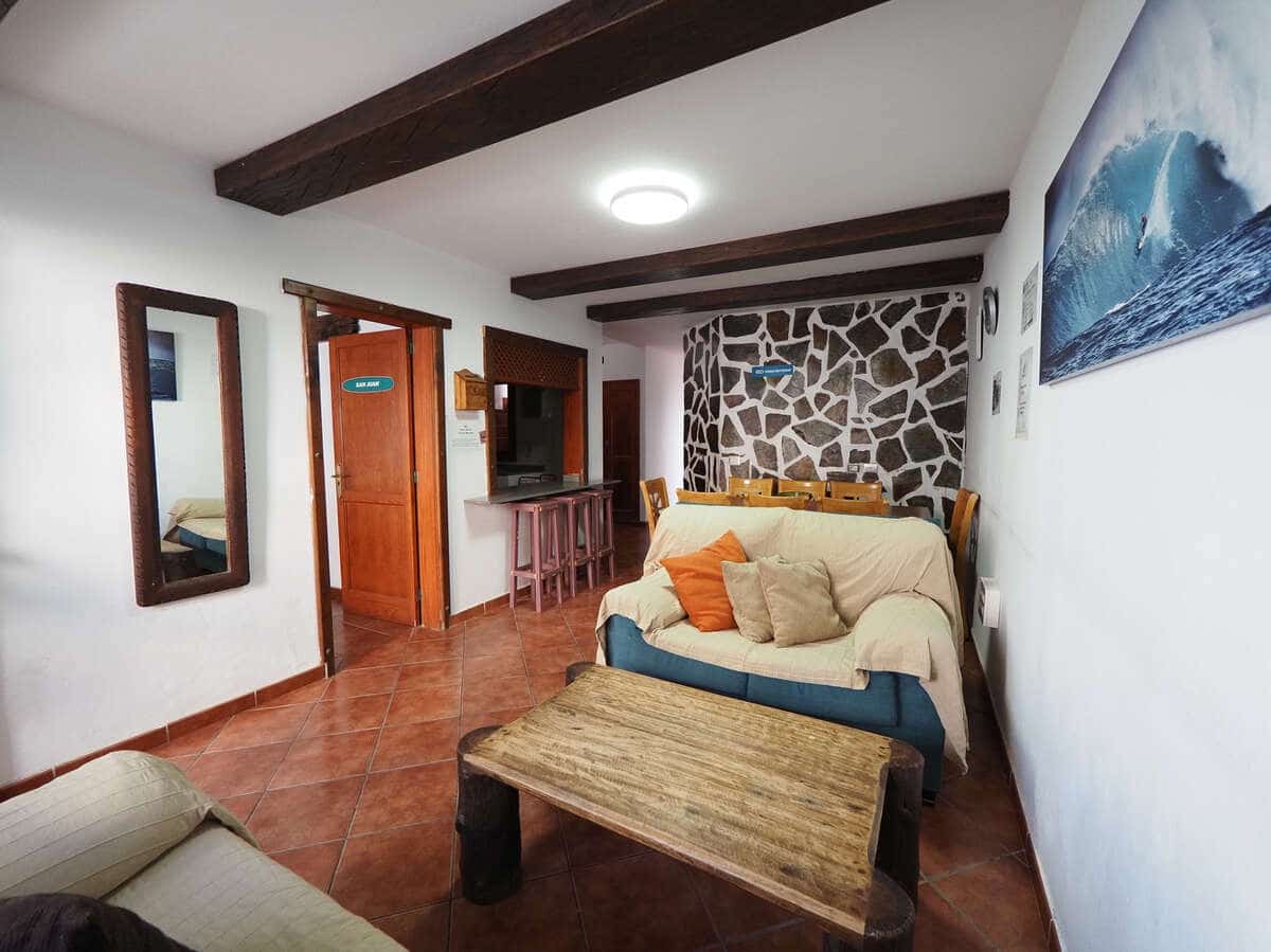 3 bedroom Flat for sale in Caleta de Famara - € 335,000 (Ref: 9986240)