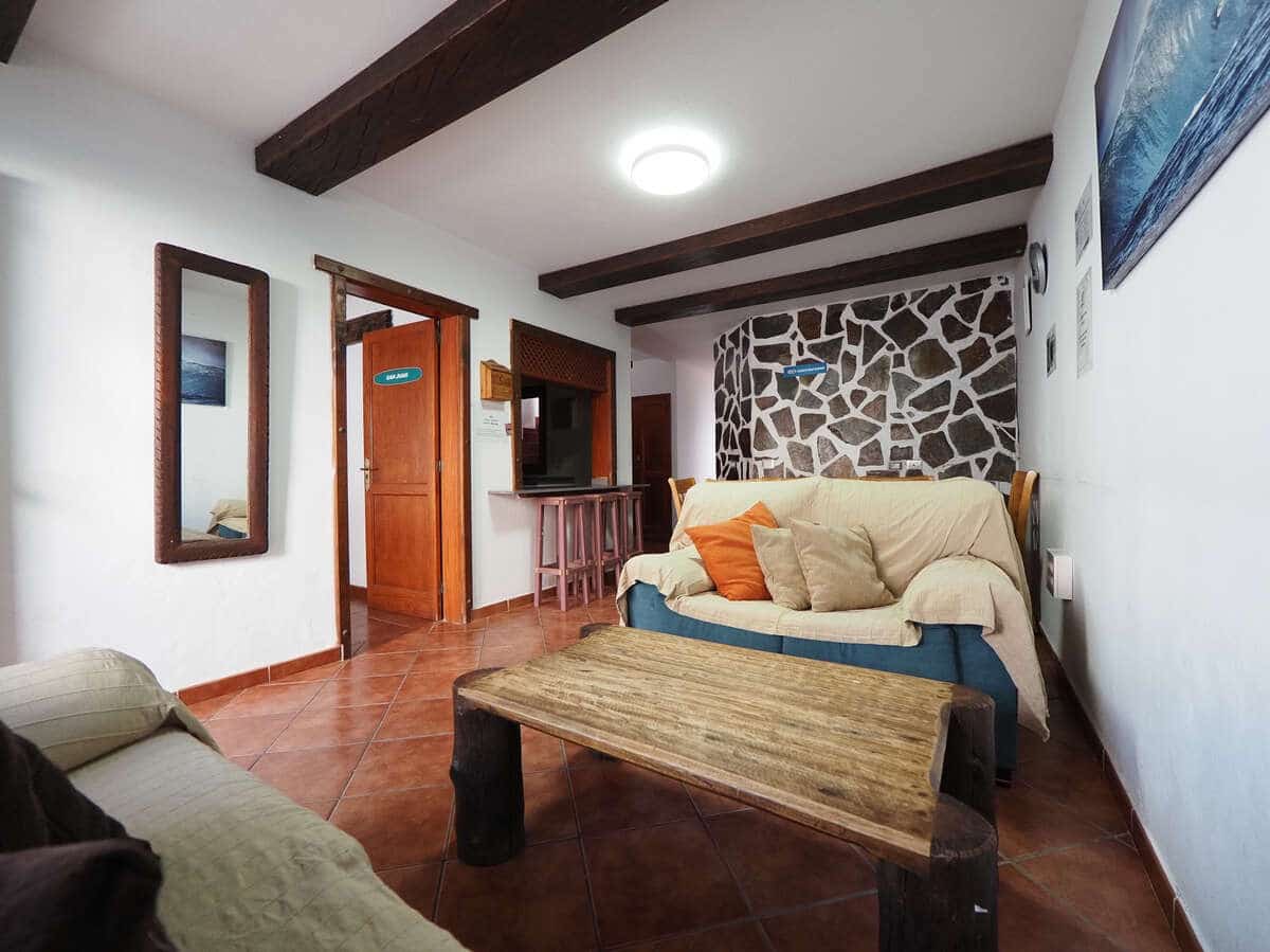 3 bedroom Flat for sale in Caleta de Famara - € 335,000 (Ref: 9986240)
