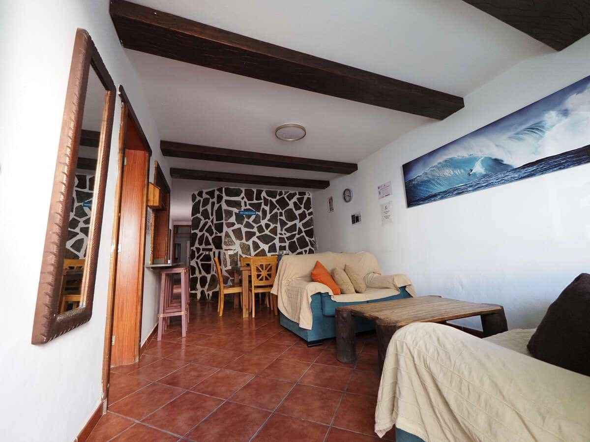 3 bedroom Flat for sale in Caleta de Famara - € 335,000 (Ref: 9986240)