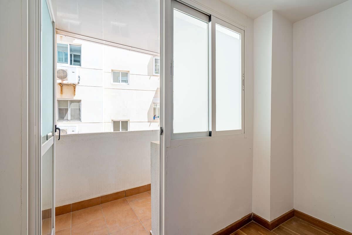 3 sypialnia Mieszkanie na sprzedaż w Arrecife z garażem - 490 000 € (Ref: 9997821)