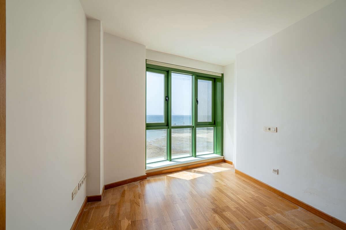 3 sypialnia Mieszkanie na sprzedaż w Arrecife z garażem - 490 000 € (Ref: 9997821)