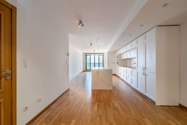 3 sypialnia Mieszkanie na sprzedaż w Arrecife z garażem - 490 000 € (Ref: 9997821)