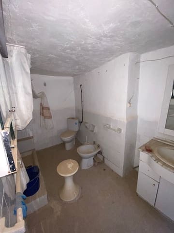 4 soverom Hus til salgs i Albuñuelas - € 75 000 (Ref: 10175882)