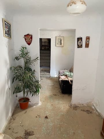 4 soverom Hus til salgs i Albuñuelas - € 75 000 (Ref: 10175882)
