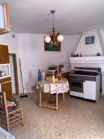 4 soverom Hus til salgs i Albuñuelas - € 75 000 (Ref: 10175882)