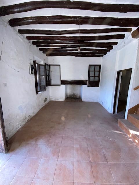 3 soverom Villa til salgs i Melegis - € 100 000 (Ref: 10183694)
