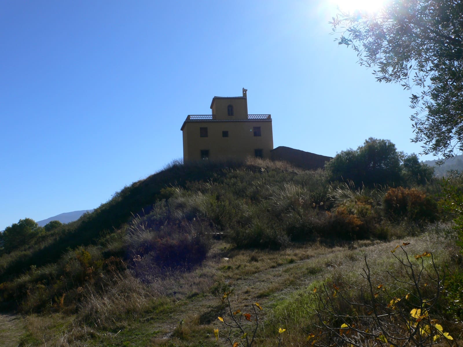 Ubebygd land til salgs i Pinos del Valle - € 95 000 (Ref: 6898398)
