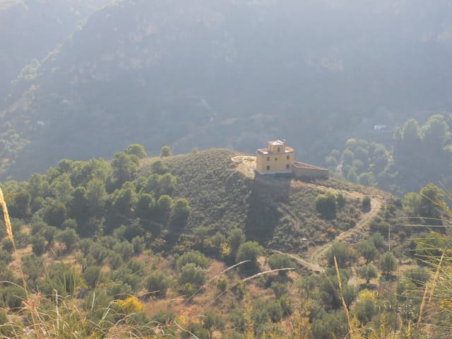 Grond te koop in Pinos del Valle, El Pinar - € 95.000 (Ref: 6898398)