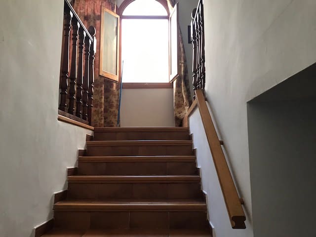 5 soveværelse Byhus til salg i Melegis - € 210.000 (Ref: 6902590)