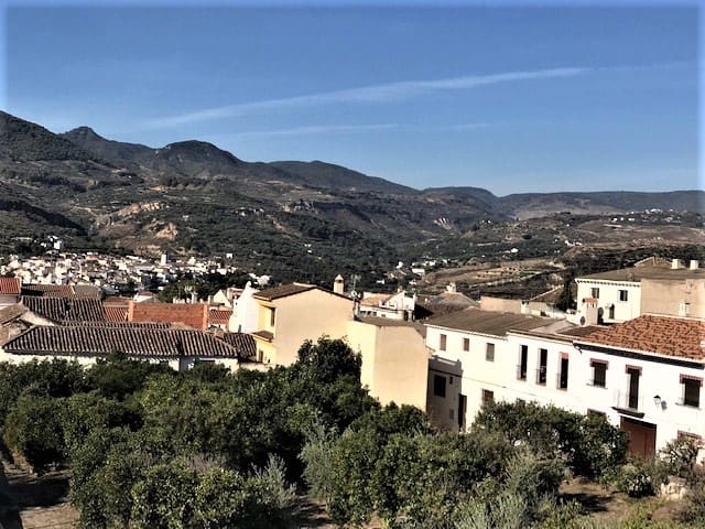 5 soveværelse Byhus til salg i Melegis - € 210.000 (Ref: 6902590)