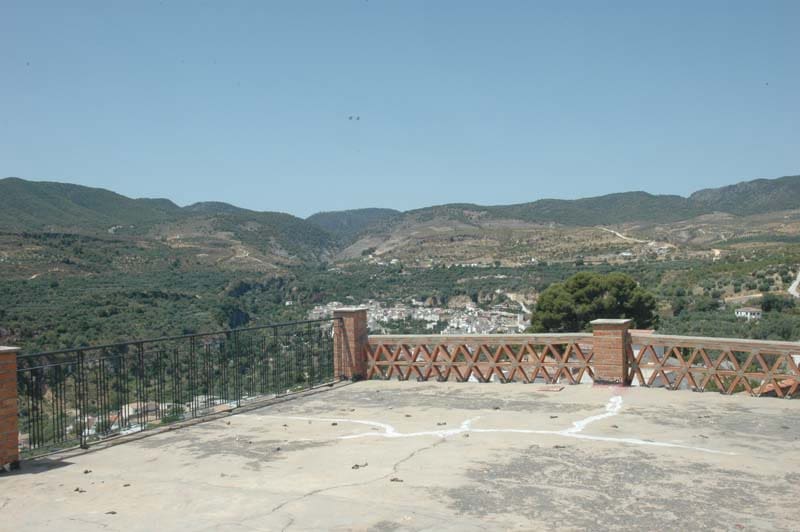 5 soveværelse Byhus til salg i Albunuelas - € 100.000 (Ref: 6902616)