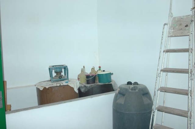 5 soveværelse Byhus til salg i Albuñuelas - € 100.000 (Ref: 6902616)