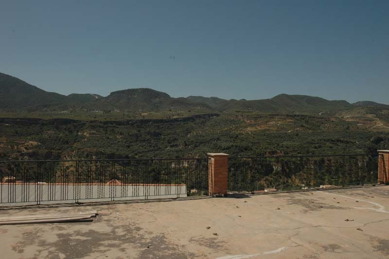 5 soveværelse Byhus til salg i Albunuelas - € 100.000 (Ref: 6902616)