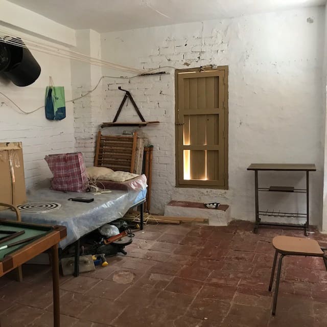 6 soveværelse Byhus til salg i Pinos del Valle - € 136.500 (Ref: 6902617)