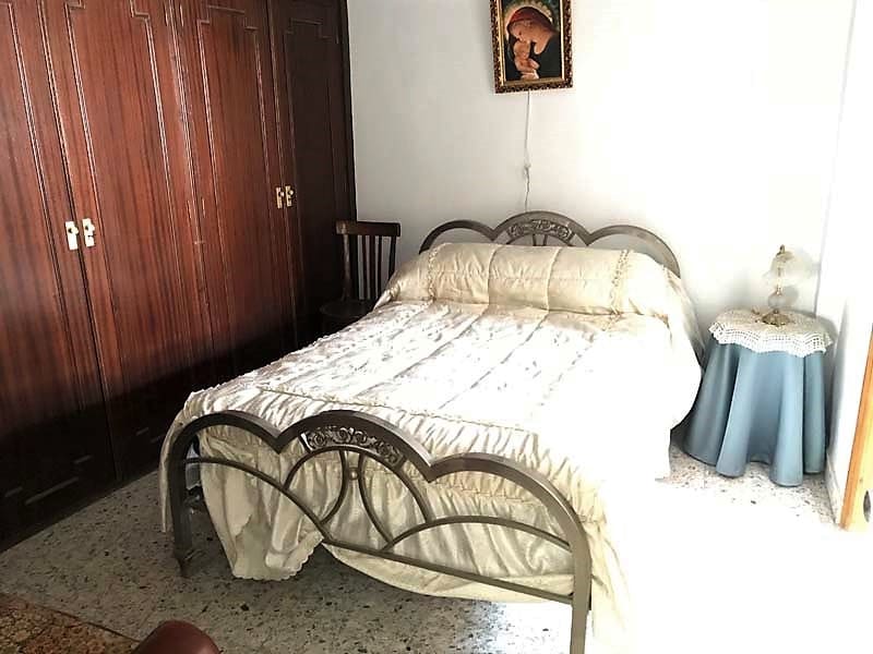 5 bedroom Townhouse for sale in Niguelas - € 99,000 (Ref: 6902635)