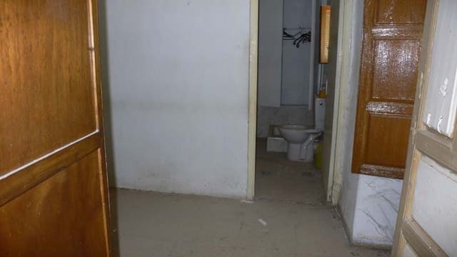 Byhus til salg i Albuñuelas - € 25.000 (Ref: 6902644)