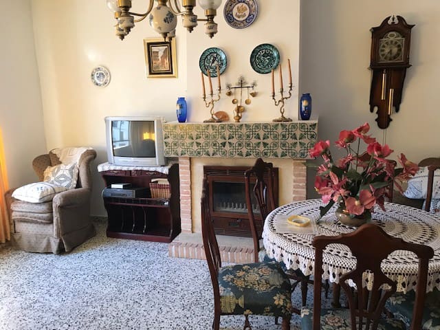 2 soveværelse Byhus til salg i Albunuelas - € 129.000 (Ref: 7513362)