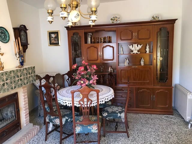 2 soveværelse Byhus til salg i Albunuelas - € 129.000 (Ref: 7513362)