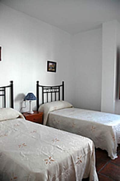 6 soveværelse Byhus til salg i Pinos del Valle - € 250.000 (Ref: 7630049)