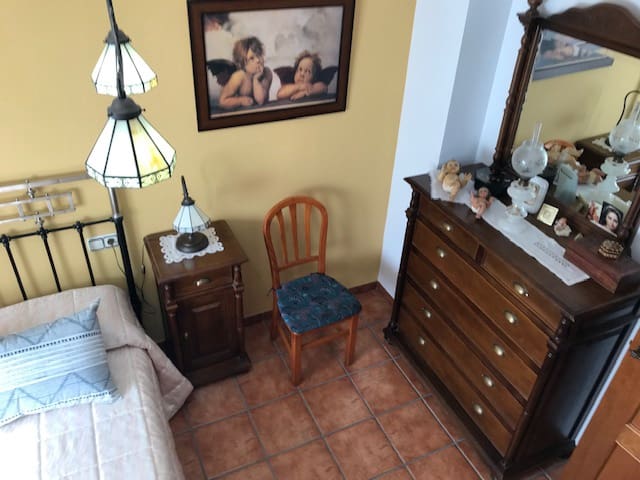 3 soveværelse Byhus til salg i Albunuelas - € 115.000 (Ref: 7857942)