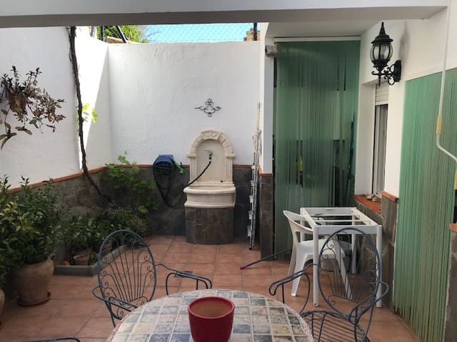 3 soveværelse Byhus til salg i Albunuelas - € 115.000 (Ref: 7857942)