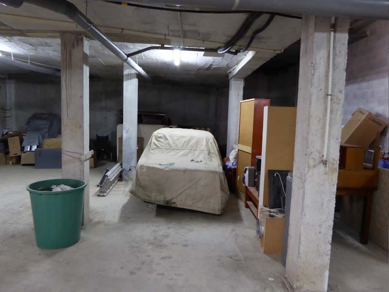 Garage à vendre à Lecrin - 12 000 € (Ref: 8079714)