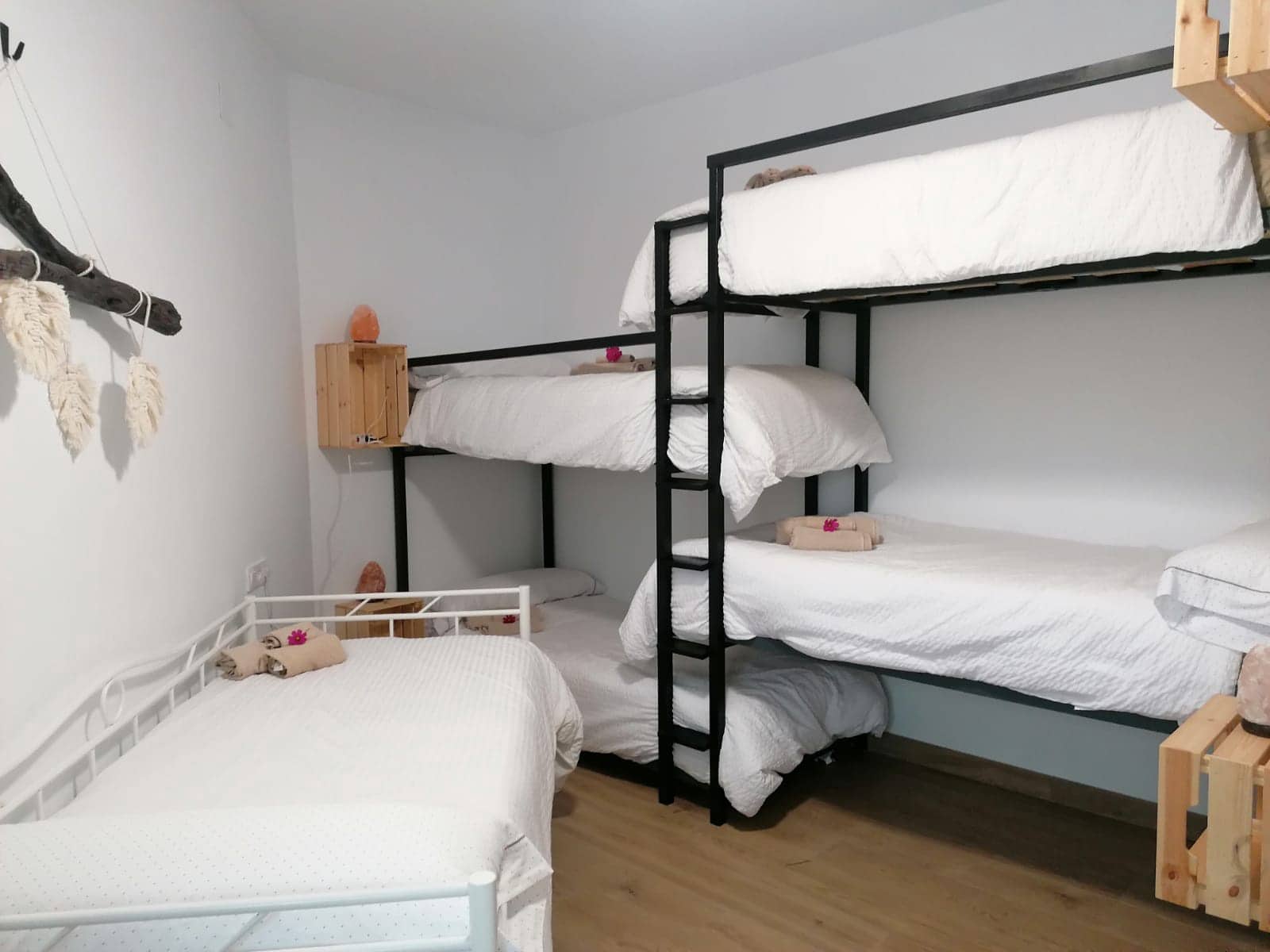 4 soveværelse Virksomhed til salg i Lanjaron med swimmingpool garage - € 580.000 (Ref: 8152714)