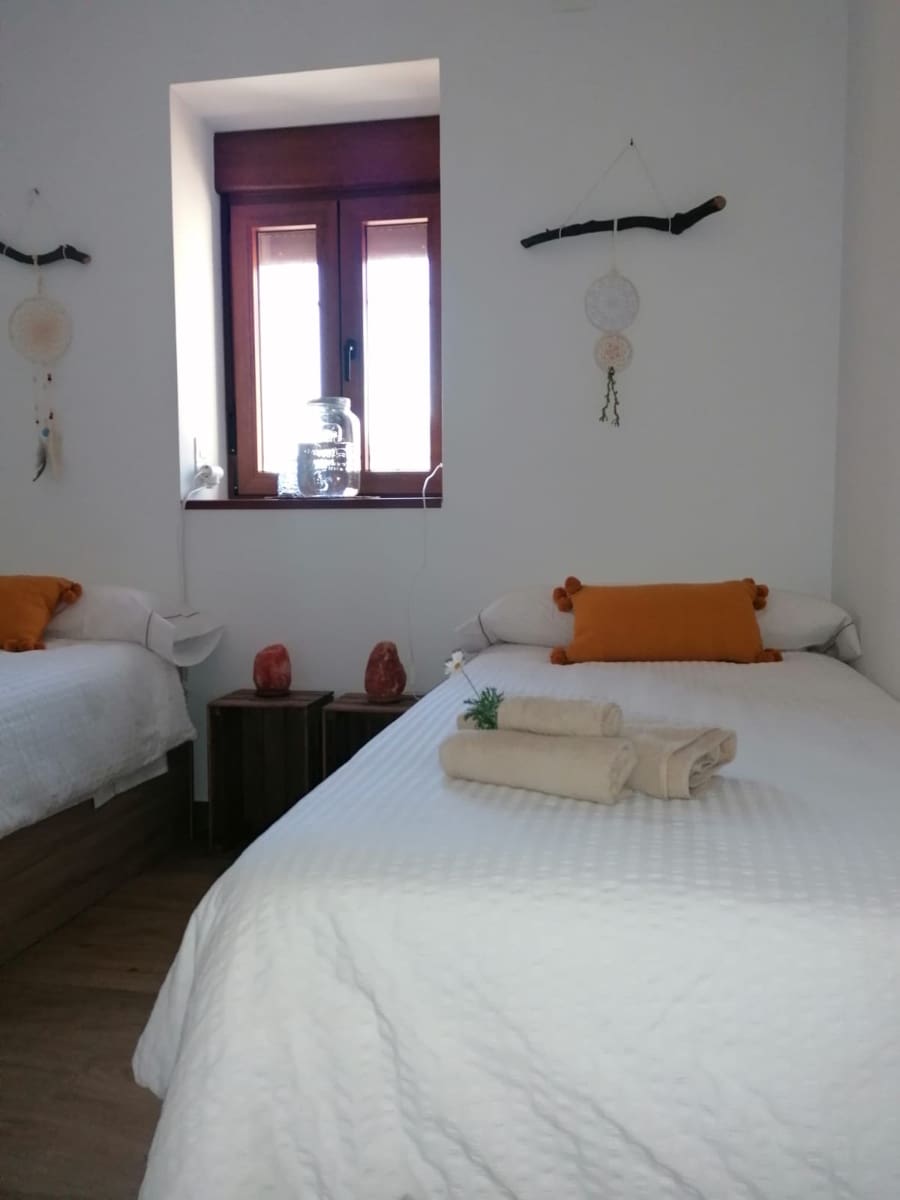 4 soveværelse Virksomhed til salg i Lanjaron med swimmingpool garage - € 580.000 (Ref: 8152714)