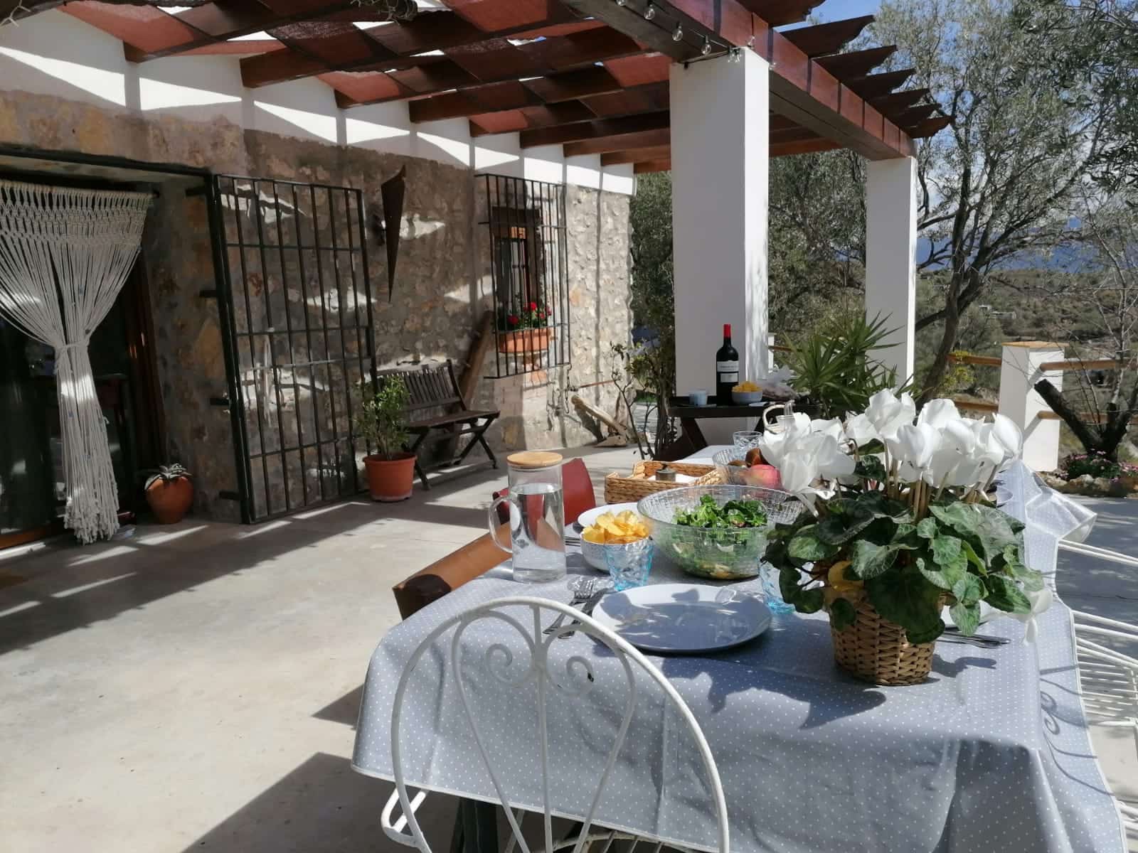 4 soveværelse Virksomhed til salg i Lanjaron med swimmingpool garage - € 580.000 (Ref: 8152714)