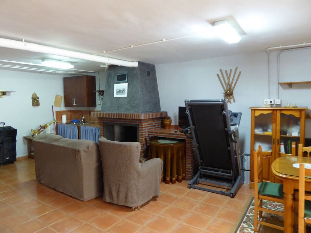 4 soveværelse Semi-Rækkehus til salg i La Zubia med garage - € 325.000 (Ref: 8185299)