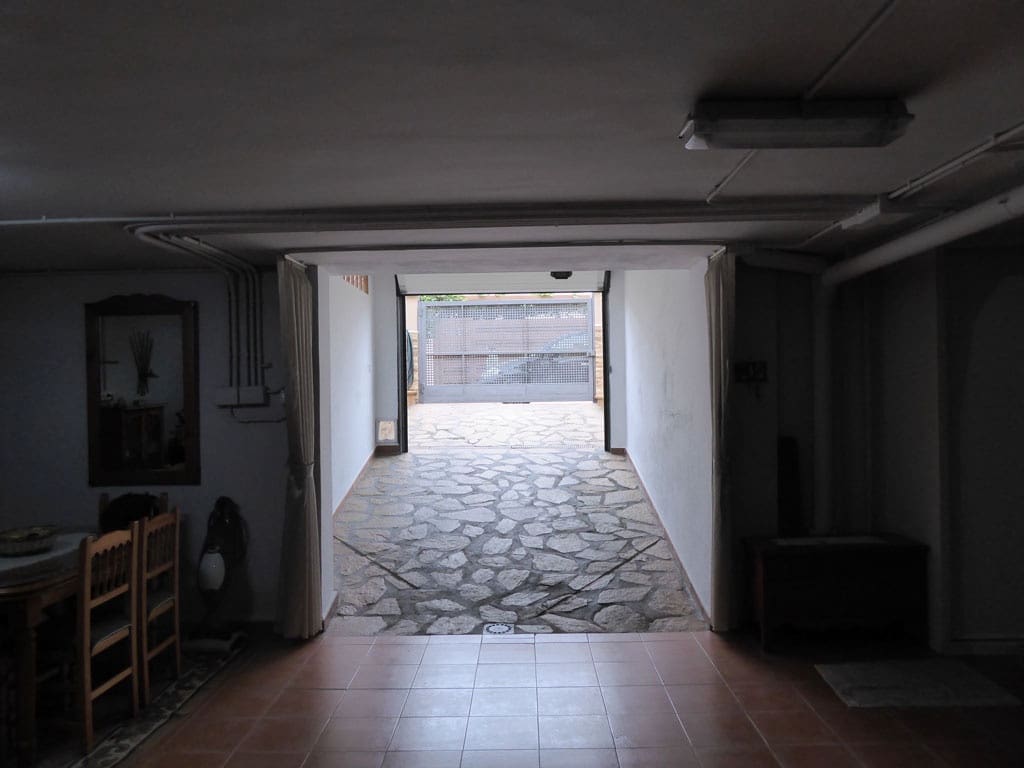 4 soveværelse Semi-Rækkehus til salg i La Zubia med garage - € 325.000 (Ref: 8185299)