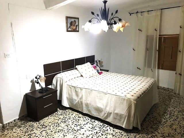 3 soveværelse Byhus til salg i Lecrín - € 70.000 (Ref: 8416421)