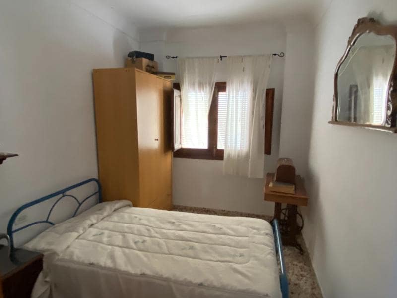 4 soveværelse Byhus til salg i Lecrin - € 90.000 (Ref: 9240655)