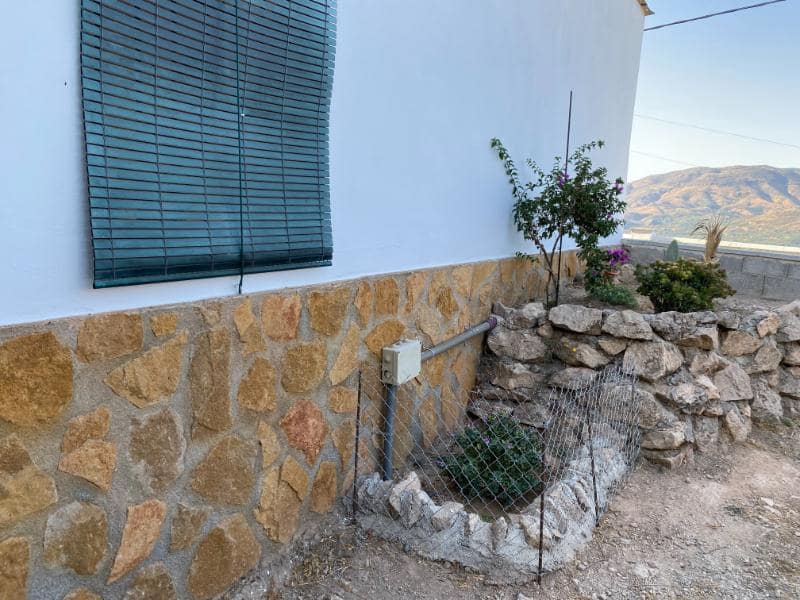 Finca/Landehus til salg i Beznar med garage - € 200.000 (Ref: 9254330)