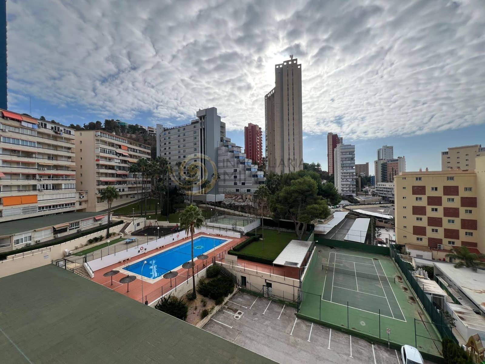 2 makuuhuone Huoneisto myytävänä paikassa Benidorm mukana uima-altaan - 270 000 € (Ref: 10022569)